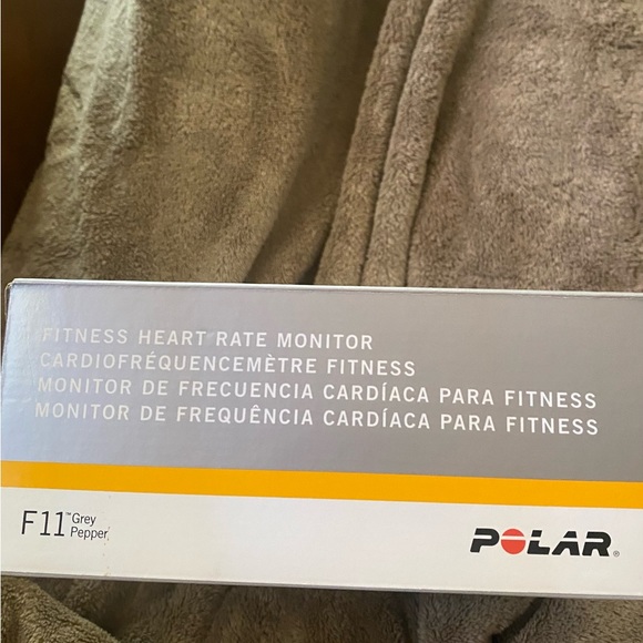 New Polar fitness heart rate monitor, - Picture 2 of 2